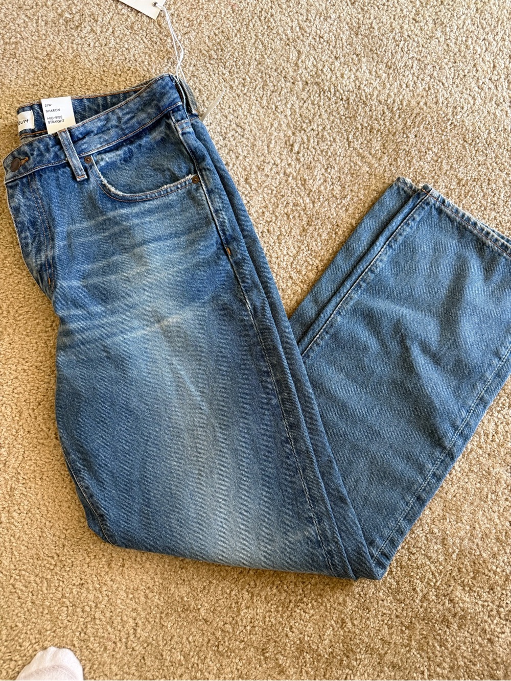 Aritzia Women's Straight Leg Blue Denim Jeans
